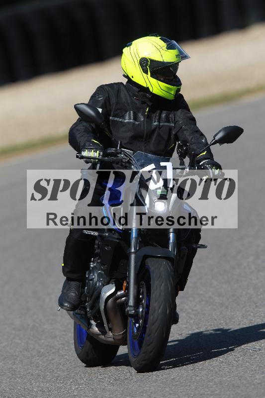 /Archiv-2022/64 19.09.2022.09 Plüss Moto Sport Yamaha Fun Day ADR/Einsteiger/57